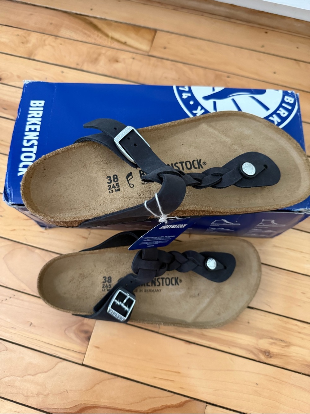 Birkenstock New In Box Gizeh Braided Black EU 38 Women’s 7 Men 5 - Picture 2 of 2